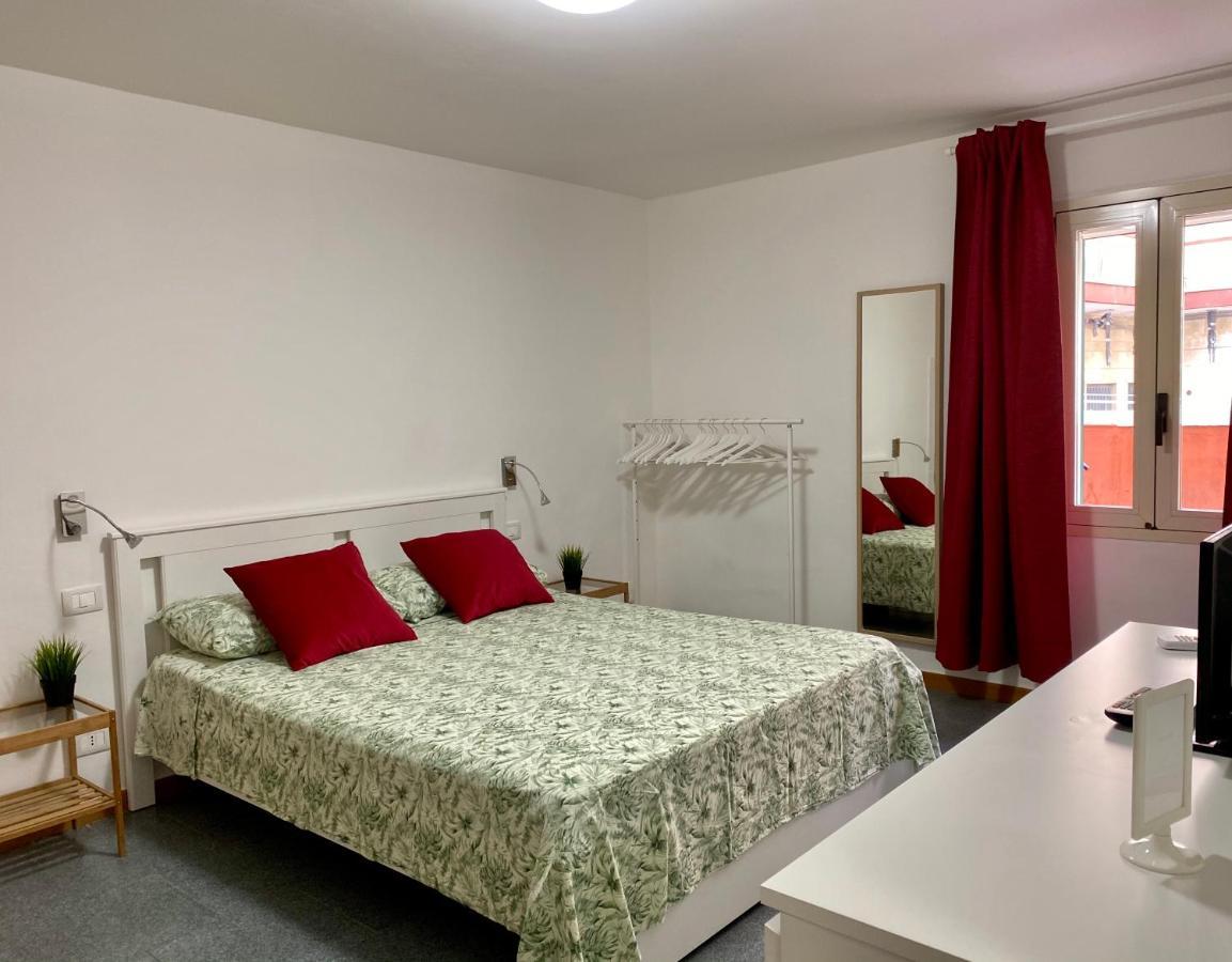 Pisani Apartment Bari Buitenkant foto