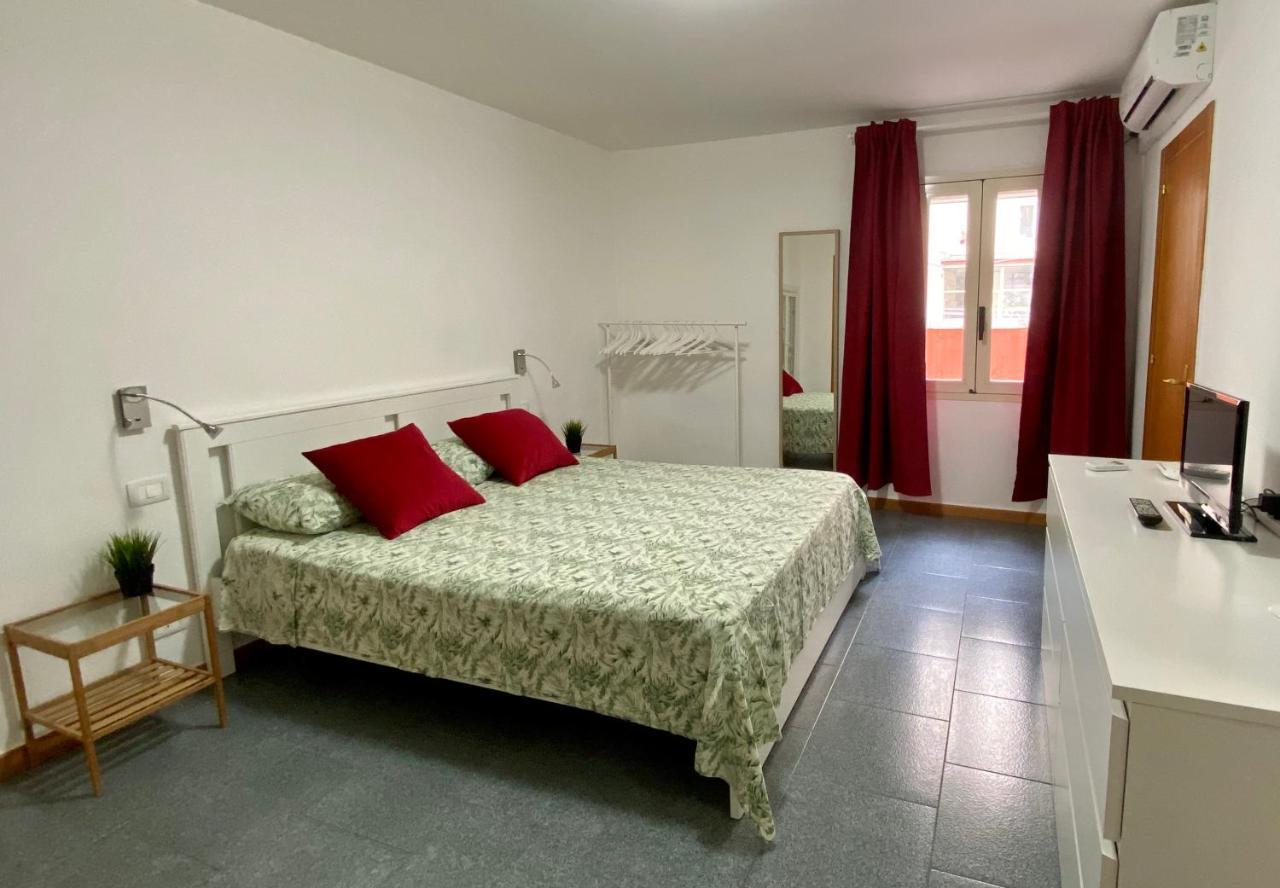Pisani Apartment Bari Buitenkant foto