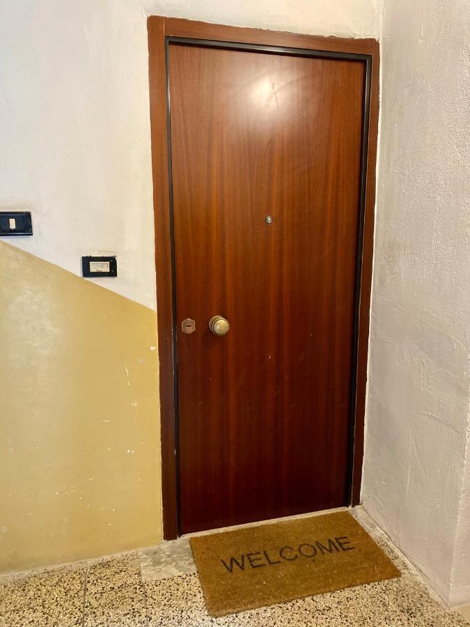 Pisani Apartment Bari Buitenkant foto